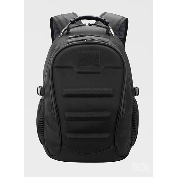 Mochila Táctica Outdoor 40L: Ergonómica, Impermeable y con Puerto USB 2