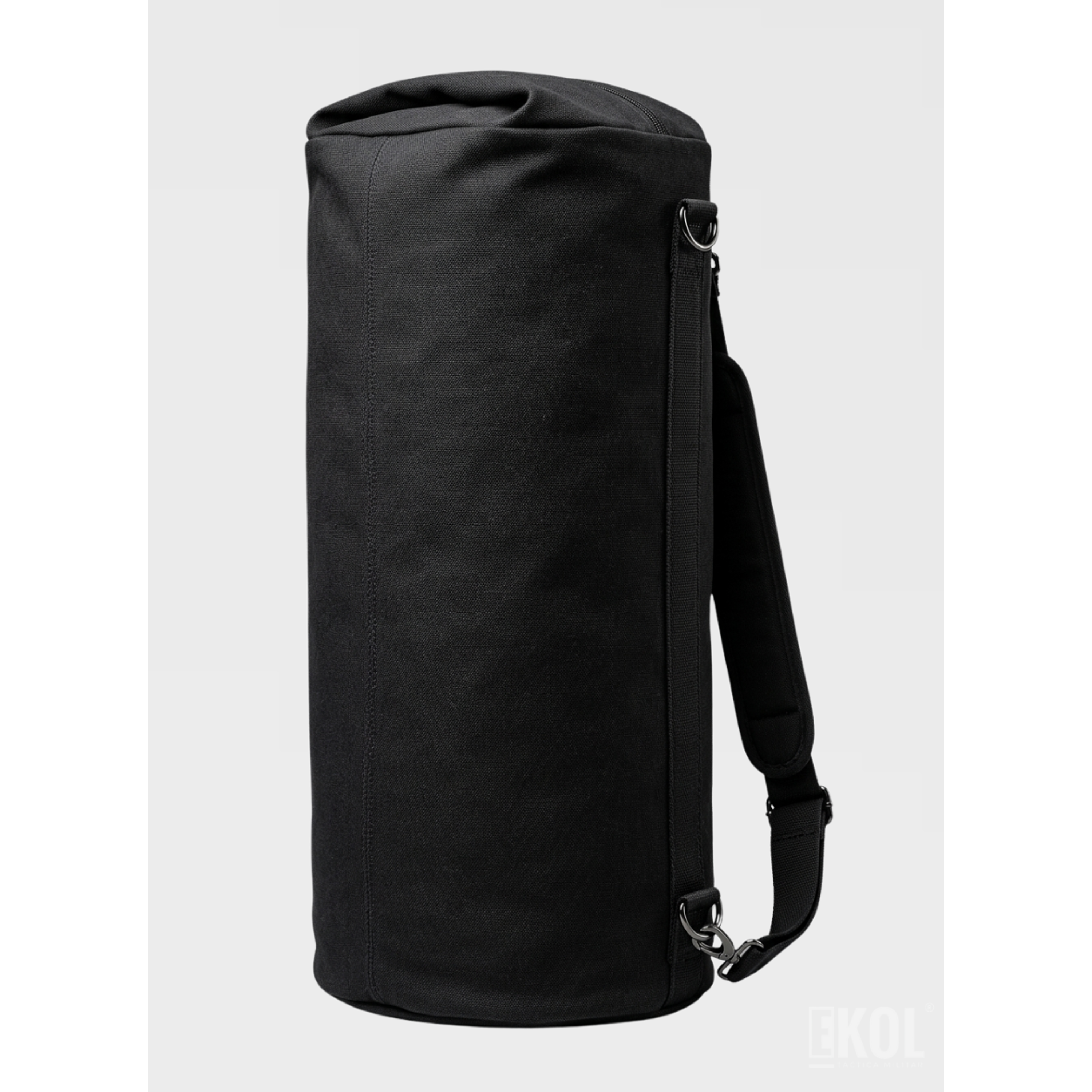 Bolso Ropero Impermeable 90 Litros – Capacidad, Durabilidad y Comodidad para tu Viaje 3