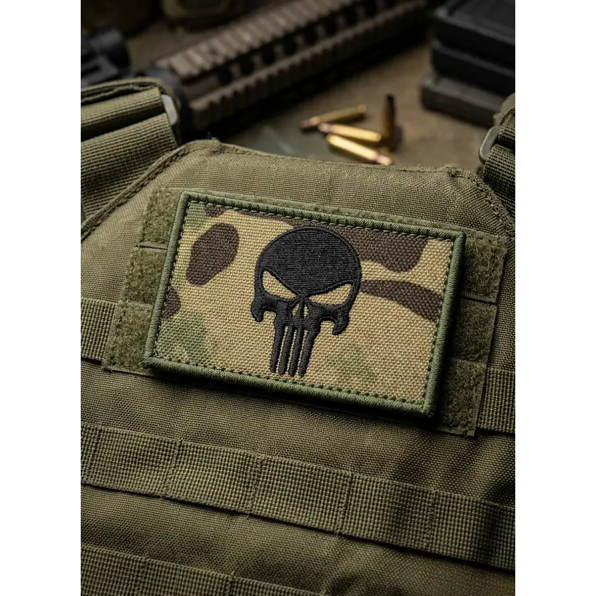 Parche Velcro Punisher Táctico Camuflado Calavera 8x5cm 1