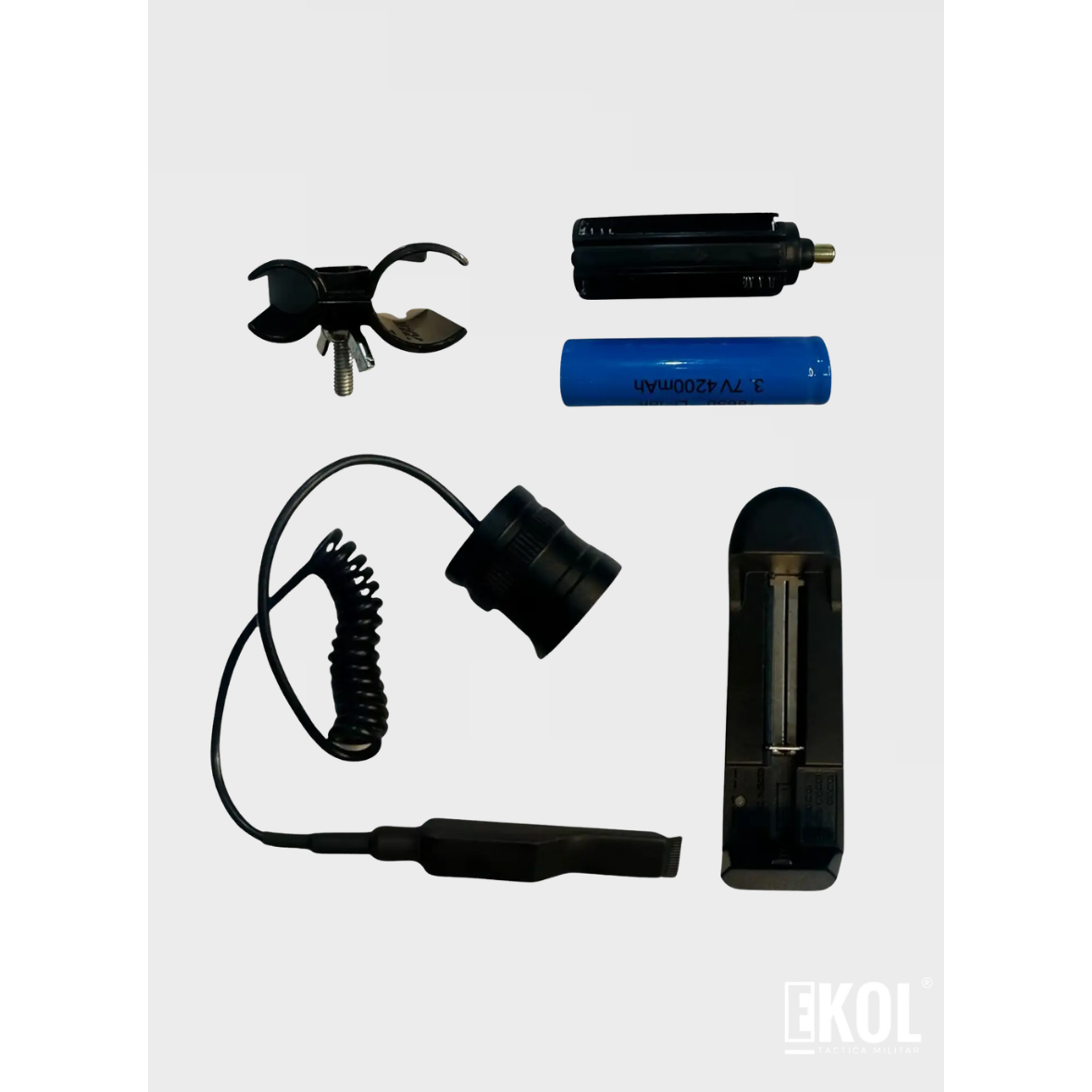 Linterna Tactica Recargable Luz  + Caja Accesorios 4