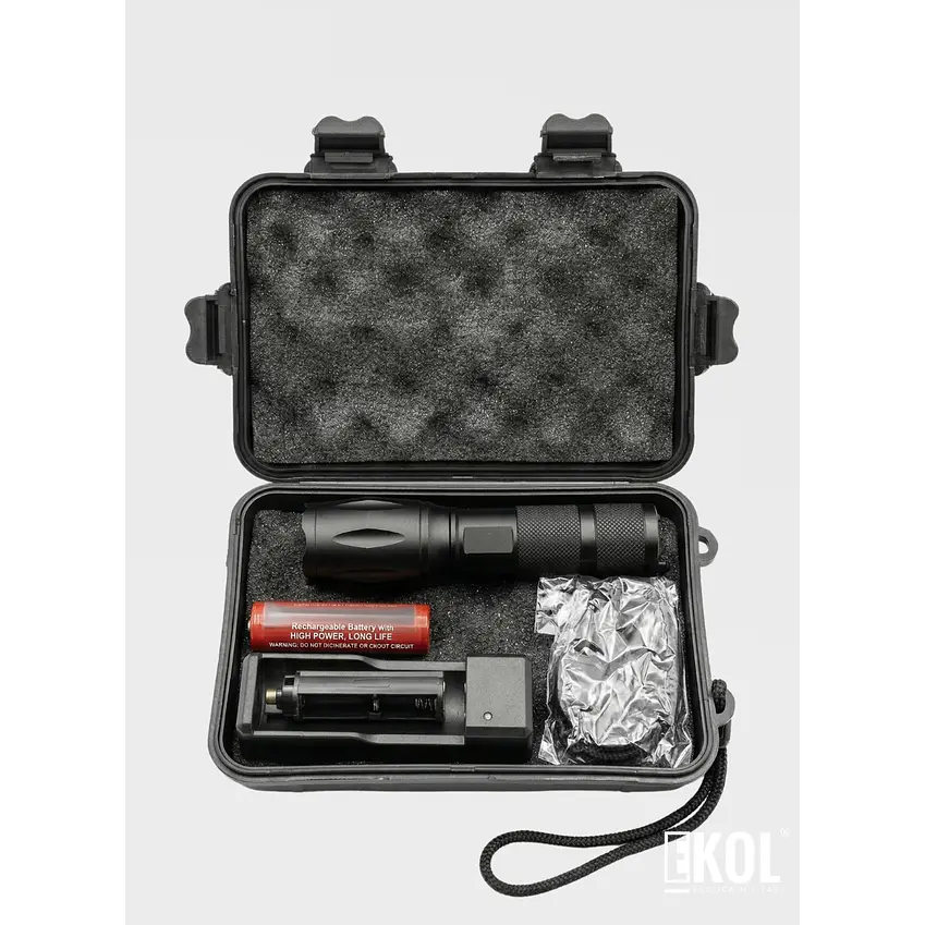 Linterna Tactica Recargable Luz Led + Caja Accesorios  3