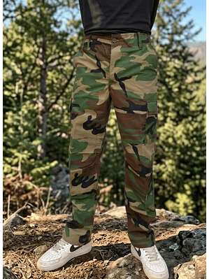 PANTALÓN TÁCTICO WOODLAND CONFECCIÓN NACIONAL