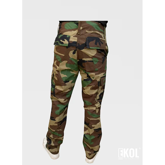 PANTALÓN TÁCTICO WOODLAND CONFECCIÓN NACIONAL 5