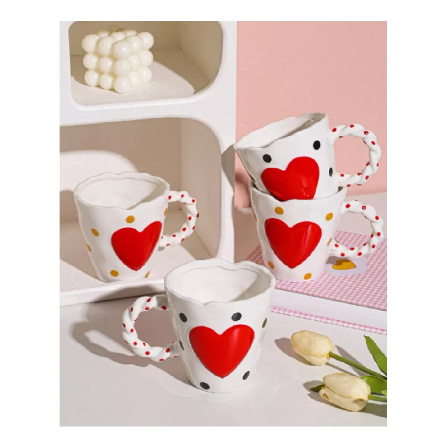 Taza Coquette Dibujada A Mano Con Forma De Corazón Ceramica. 3