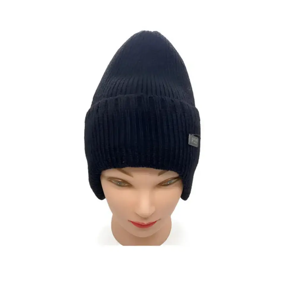 Gorro Beanie de Lana Premium con Cubre Orejas 4