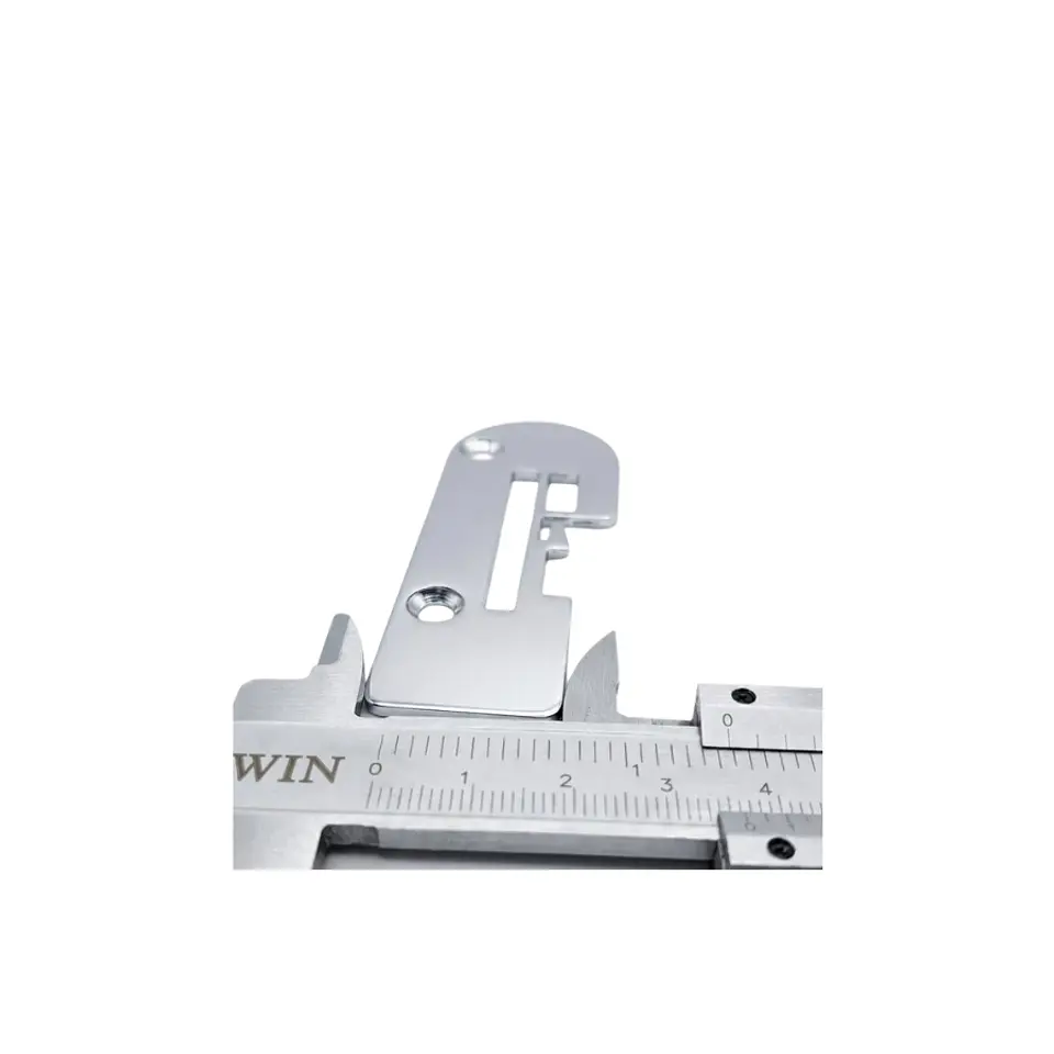 Planchuela Para Máquina Fileteadora Brother FN2-4 Overlock 3