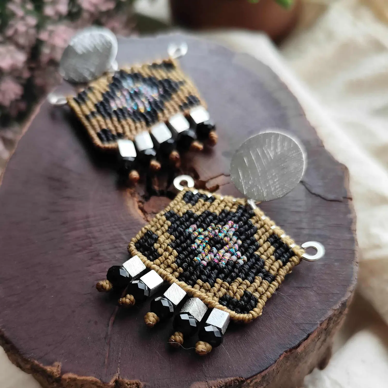 Aros Raíz Mapuche – Topacio Macramé 5