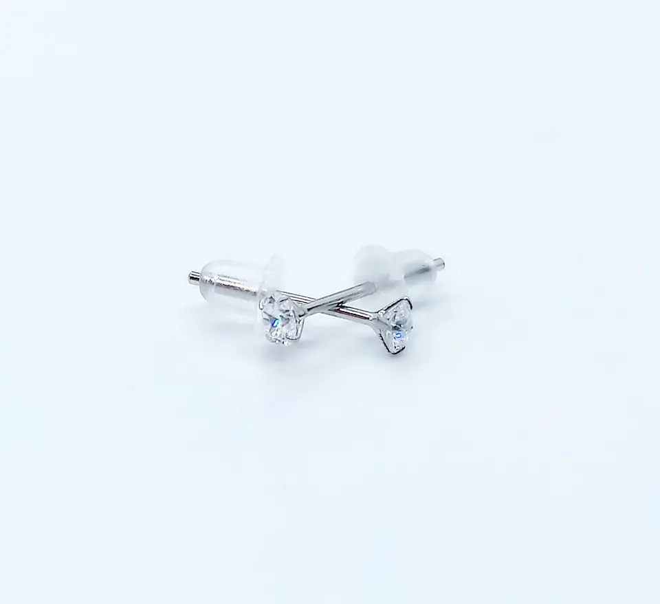 Pendientes Puntos de Luz En Plata ley 925 Zirconia 3mm 7