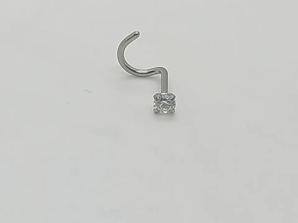Set (04) de piercing acero quirúrgico  zirconia nariz boca oreja tipo L o S 5