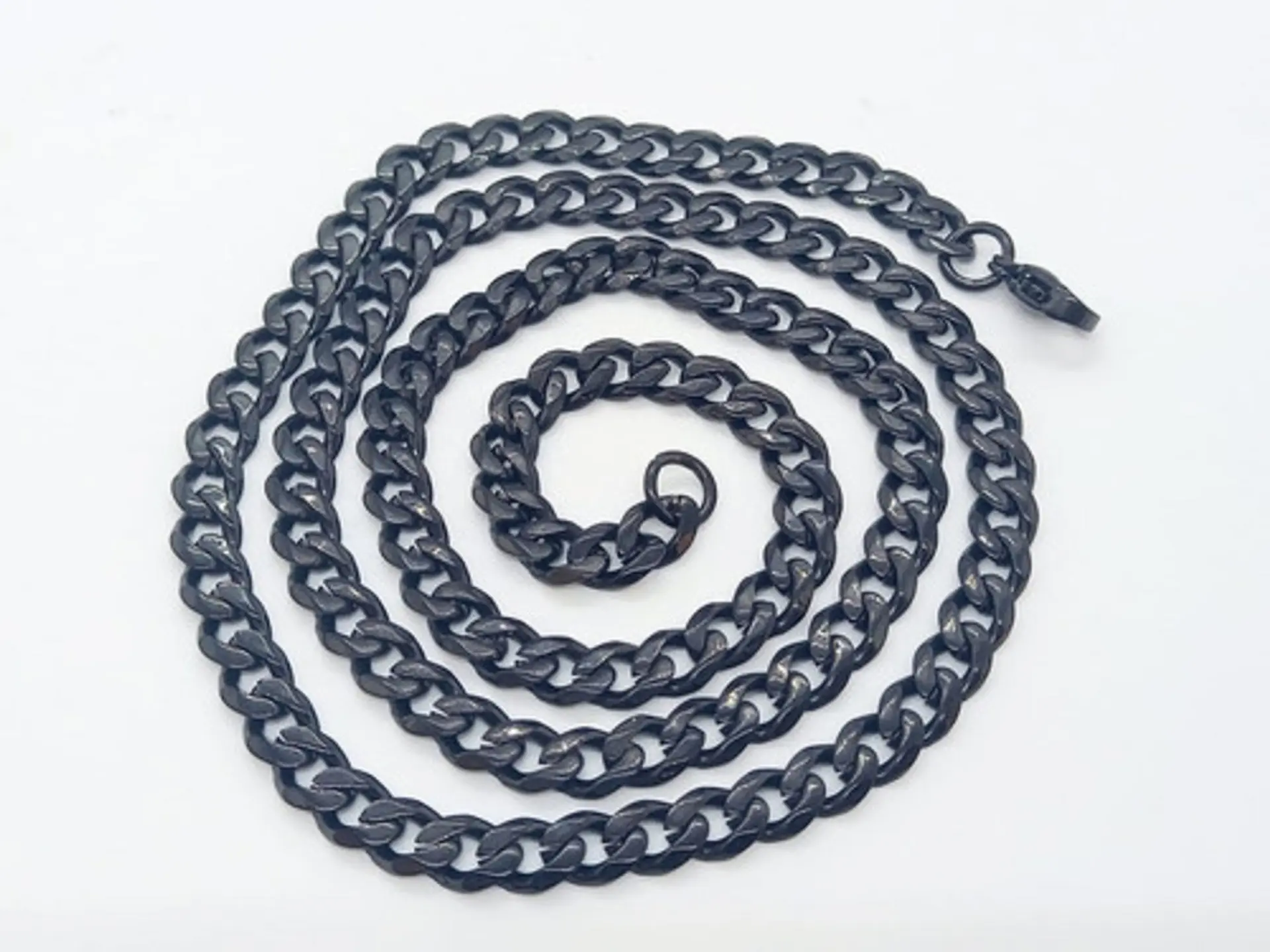 Cadena de eslabones negra estilo grumet cubana 5mm 1