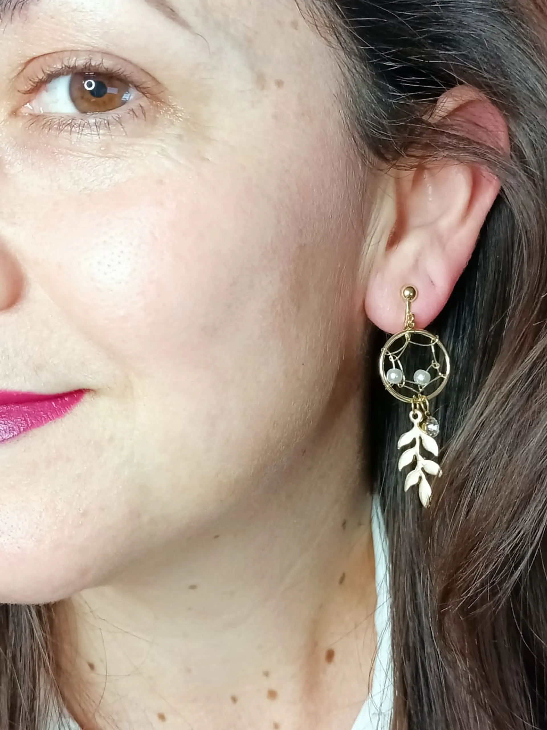 Pendientes sin perforaciones atrapasueños perla zirconia 3