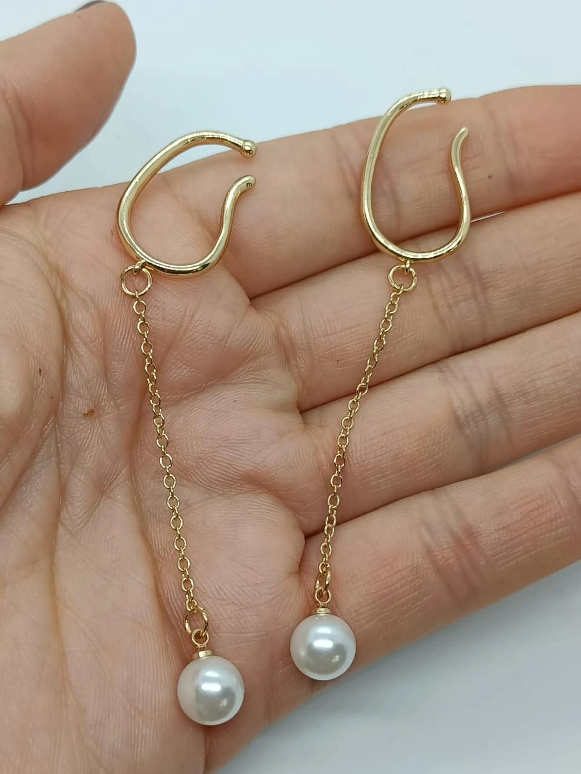 Aros perla colgante earcuff sin perforaciones enchapado en oro 14k 4