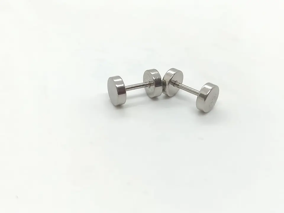 Aros Punk Acero Moda 6mm Juvenil Barbell Plateado o dorado. 2