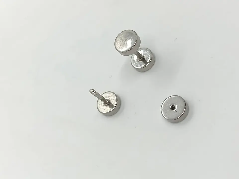 Aros Punk Acero Moda 6mm Juvenil Barbell Plateado o dorado. 4