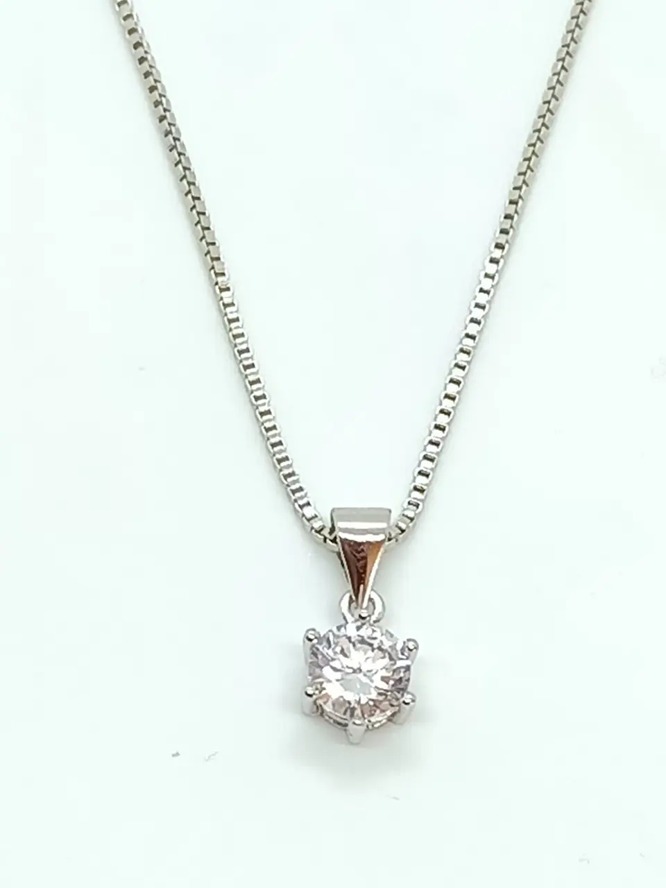 Colgante Punto De Luz en Plata fina ley S925 Cadena Veneciana 5