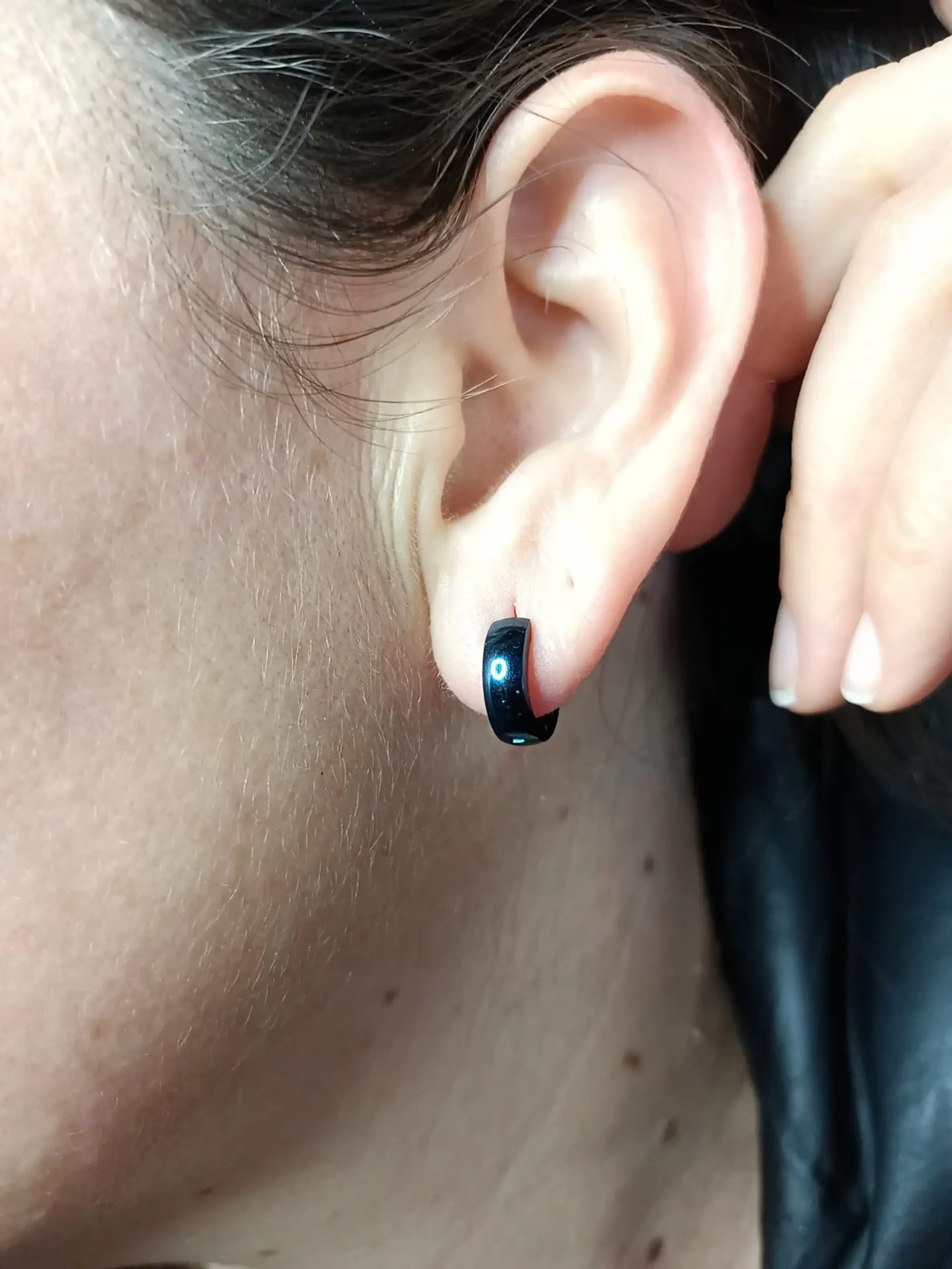 Pendientes Aros Punk Tres colores disponibles sin genero huggies 11