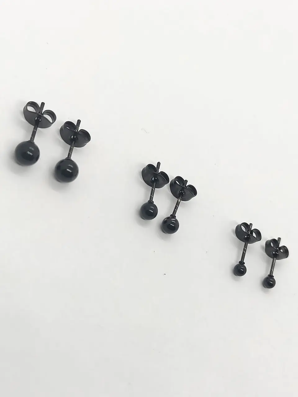 Pendientes Esferas de 3mm a 8mm Negras hipoalergénica  4