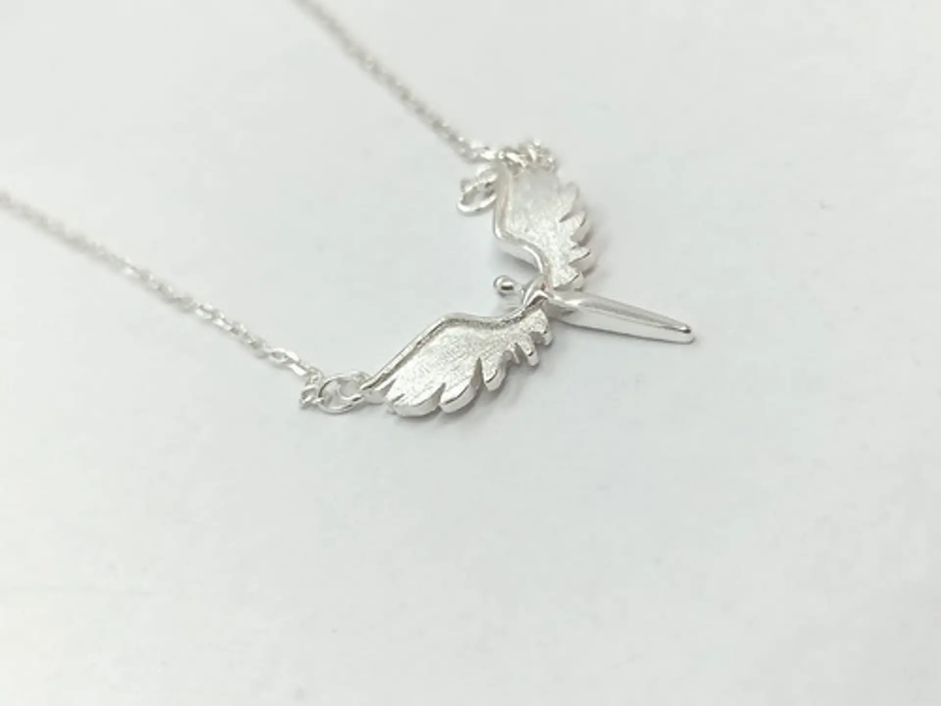 Colgante Alas Angel Plata 925 Paz Amor Chapado Oro Blanco 8