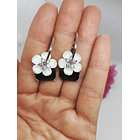 Aros flor coreana cristal negro y blanca pendientes zirconio  3