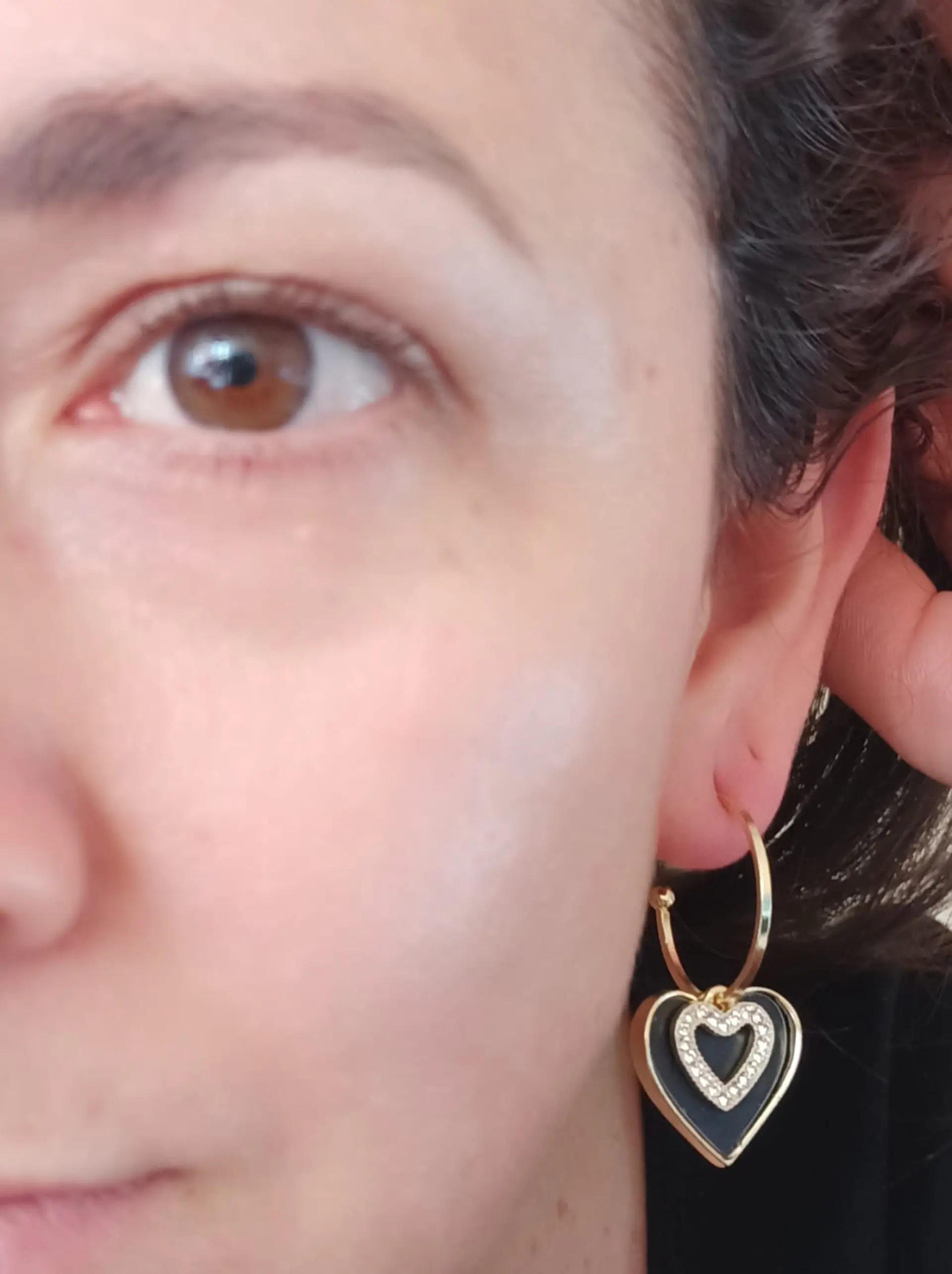 Aros Corazon Negro Zirconia Estilo Coreano  2
