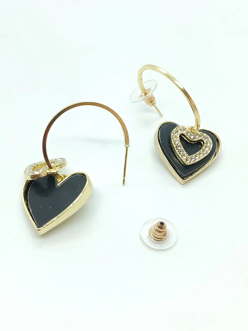 Aros Corazon Negro Zirconia Estilo Coreano  3