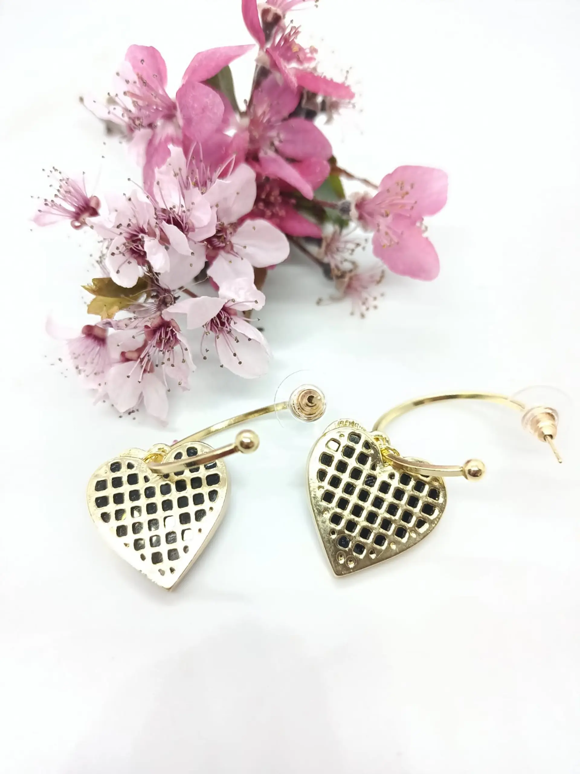 Aros Corazon Negro Zirconia Estilo Coreano  9