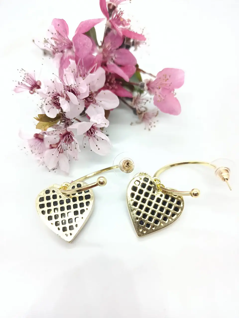 Aros Corazon Negro Zirconia Estilo Coreano  9