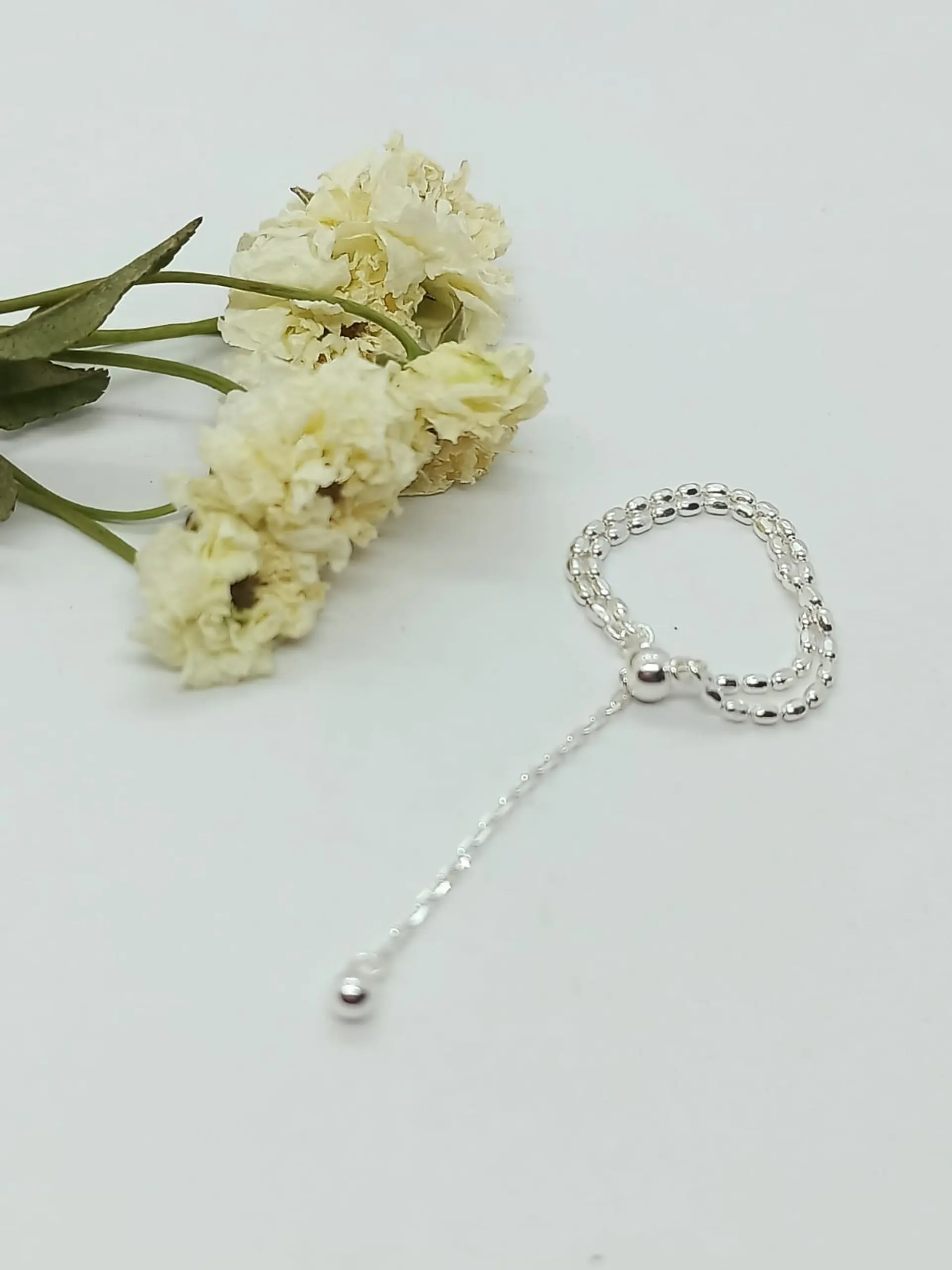 Anillo ajustable en plata fina ley S925 chapado en oro blanco 18kl tres modelos de cadena 22