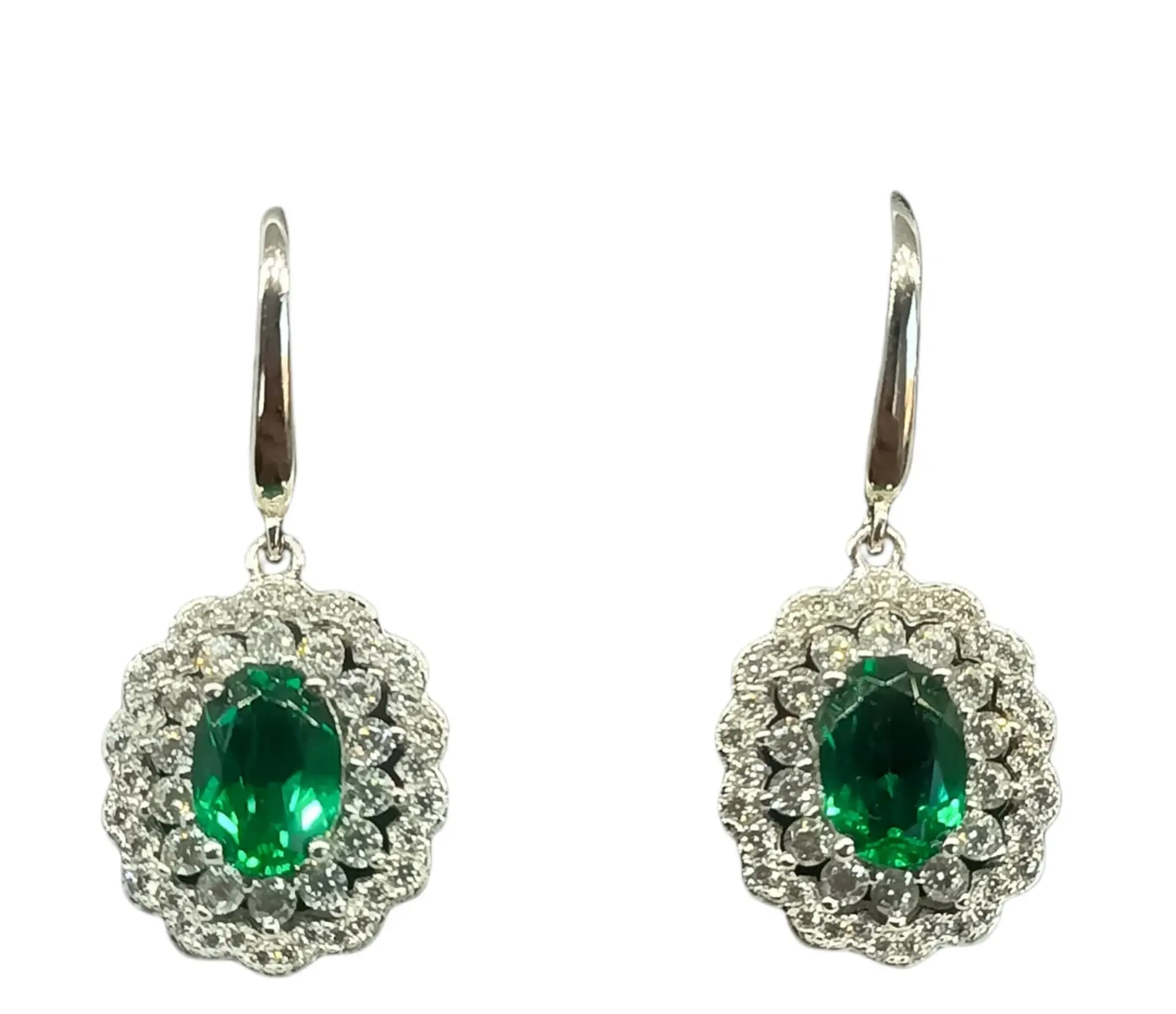 Aros con Esmeraldas Sostenibles en Plata ley 925 1