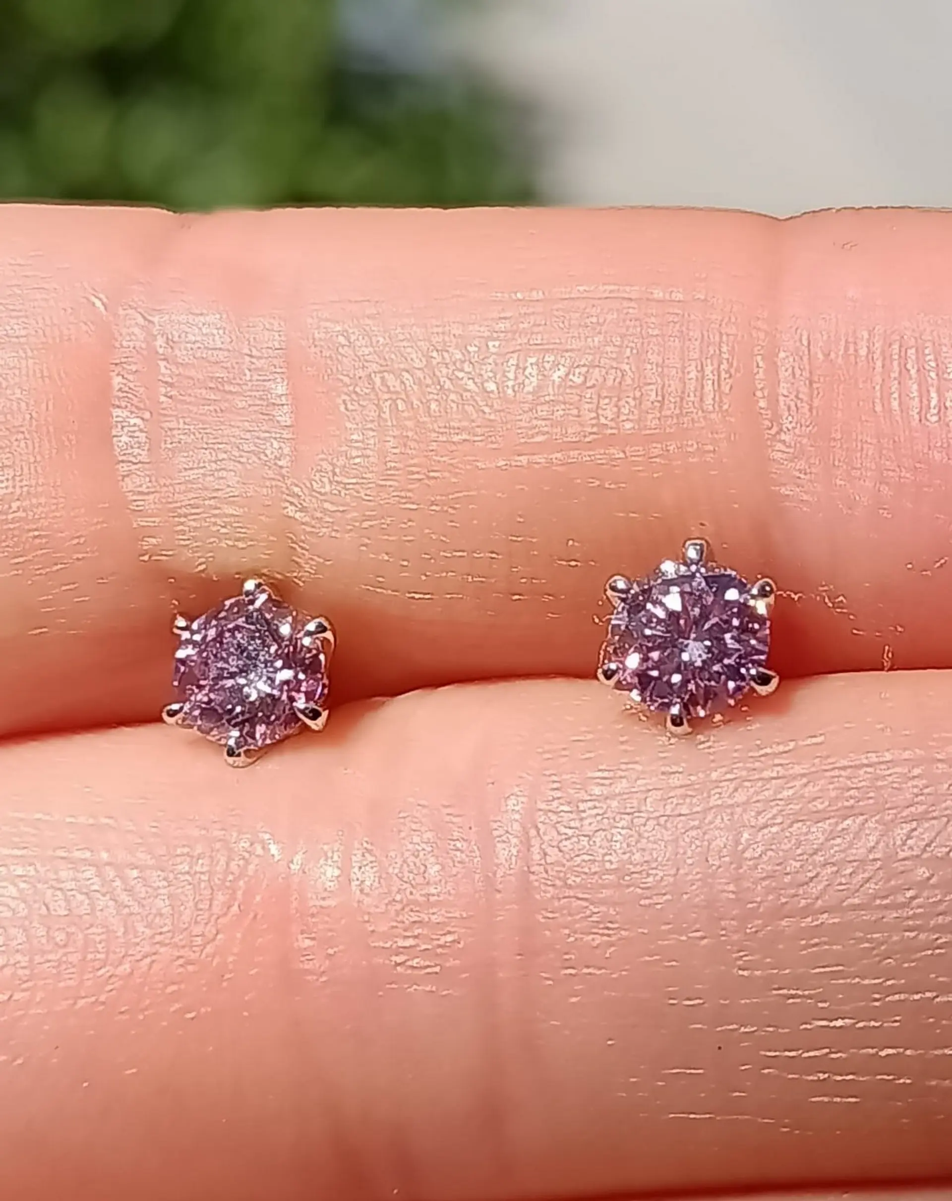 Pendientes Punto de Luz con Moissanita Rosa 5MM 4