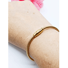 Pulsera Magnética medalla Virgen Guadalupe y dijes 7