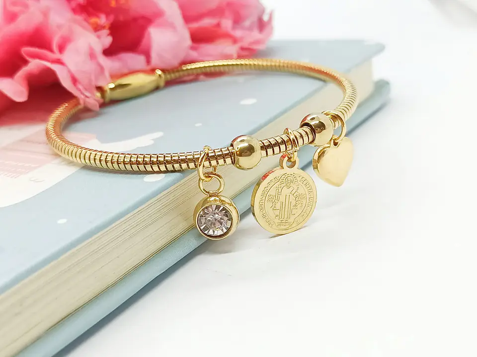 Pulsera Magnética Medalla San Benito Protector Chapada En Oro  5