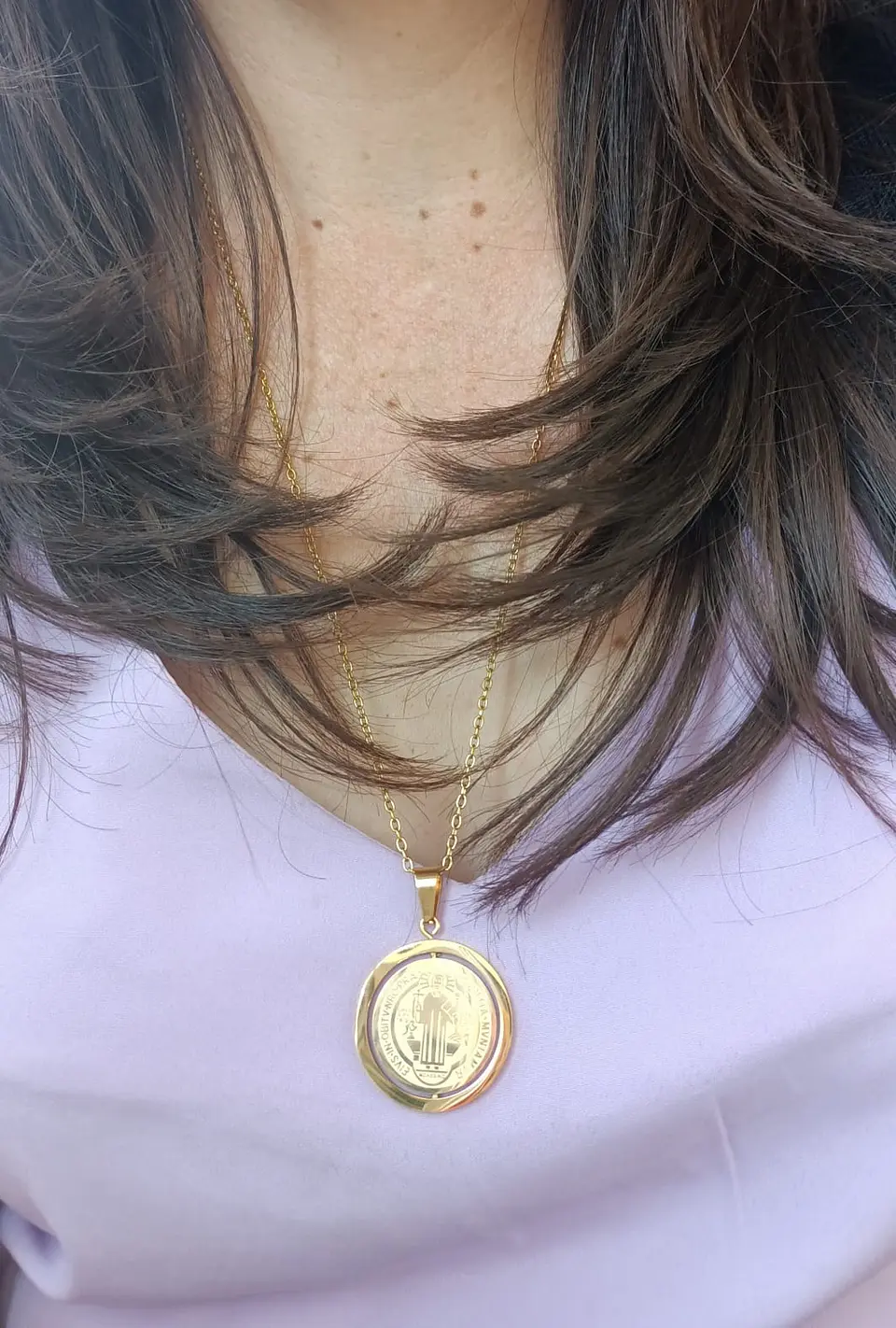Colgante Medalla San Benito Giratorio Antiestrés chapado en oro 18kl 9