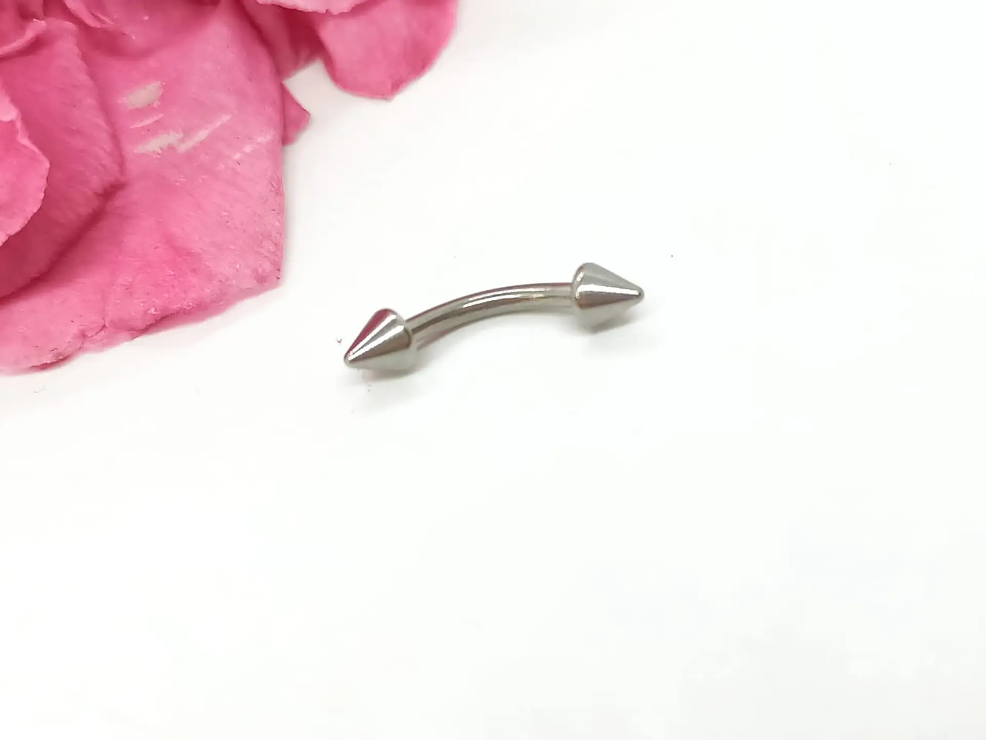 Piercing Banana para Ceja labret Daith o Tragus Hipoalergénico 6