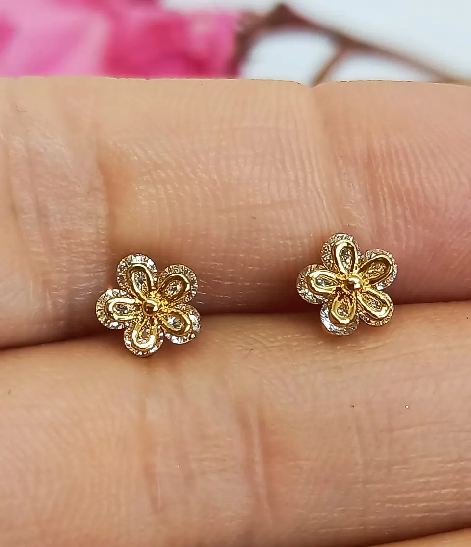 Aros Flor con Zirconias Niña Adulto Piercing Conch Helix 10