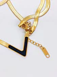Colgante Forma V Gargantilla Acero Minimalista enchapado en Oro 18k - Miniatura 17