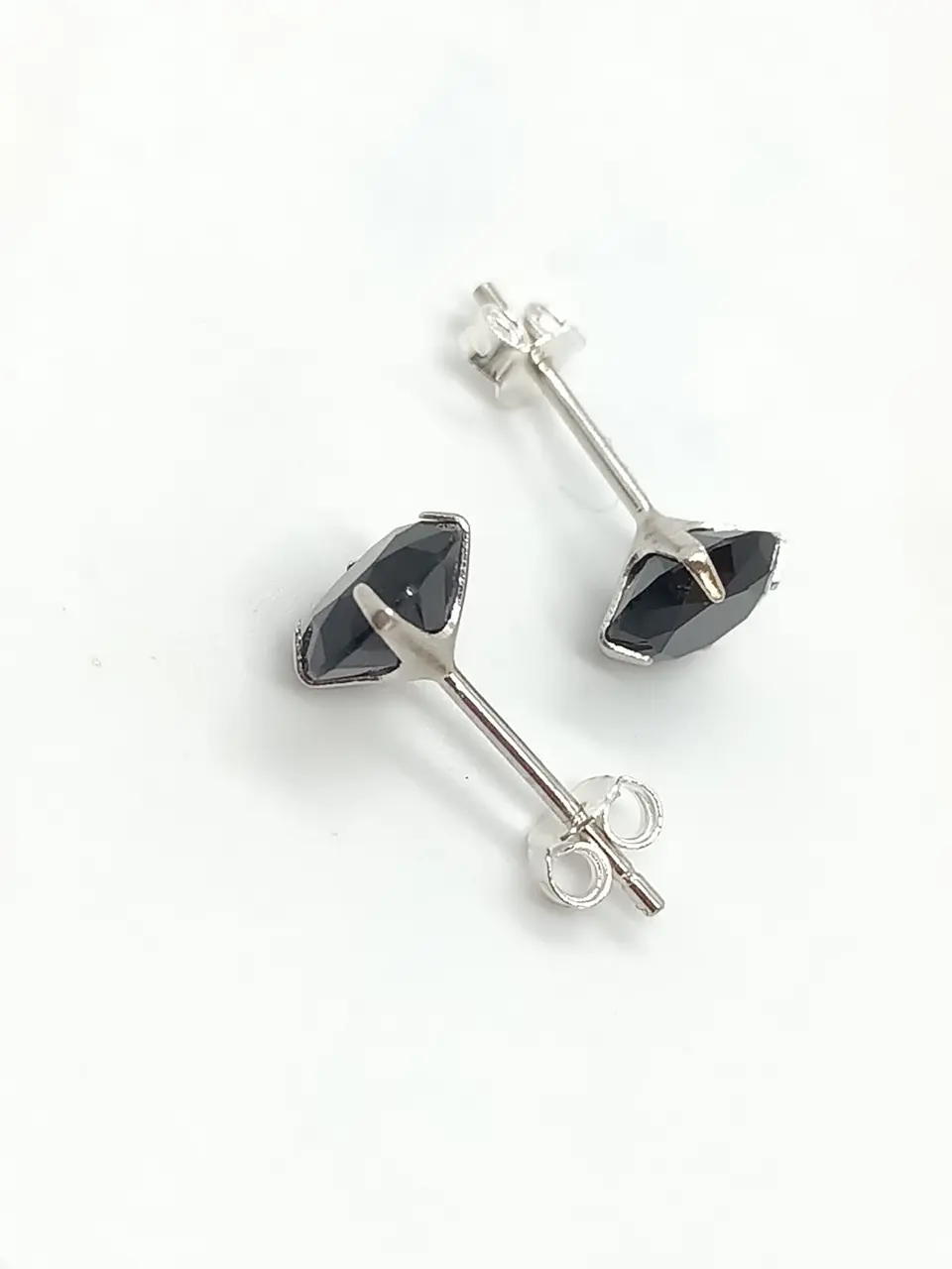 Pendientes Puntos De Plata fina ley S925 Zirconio Negro 8