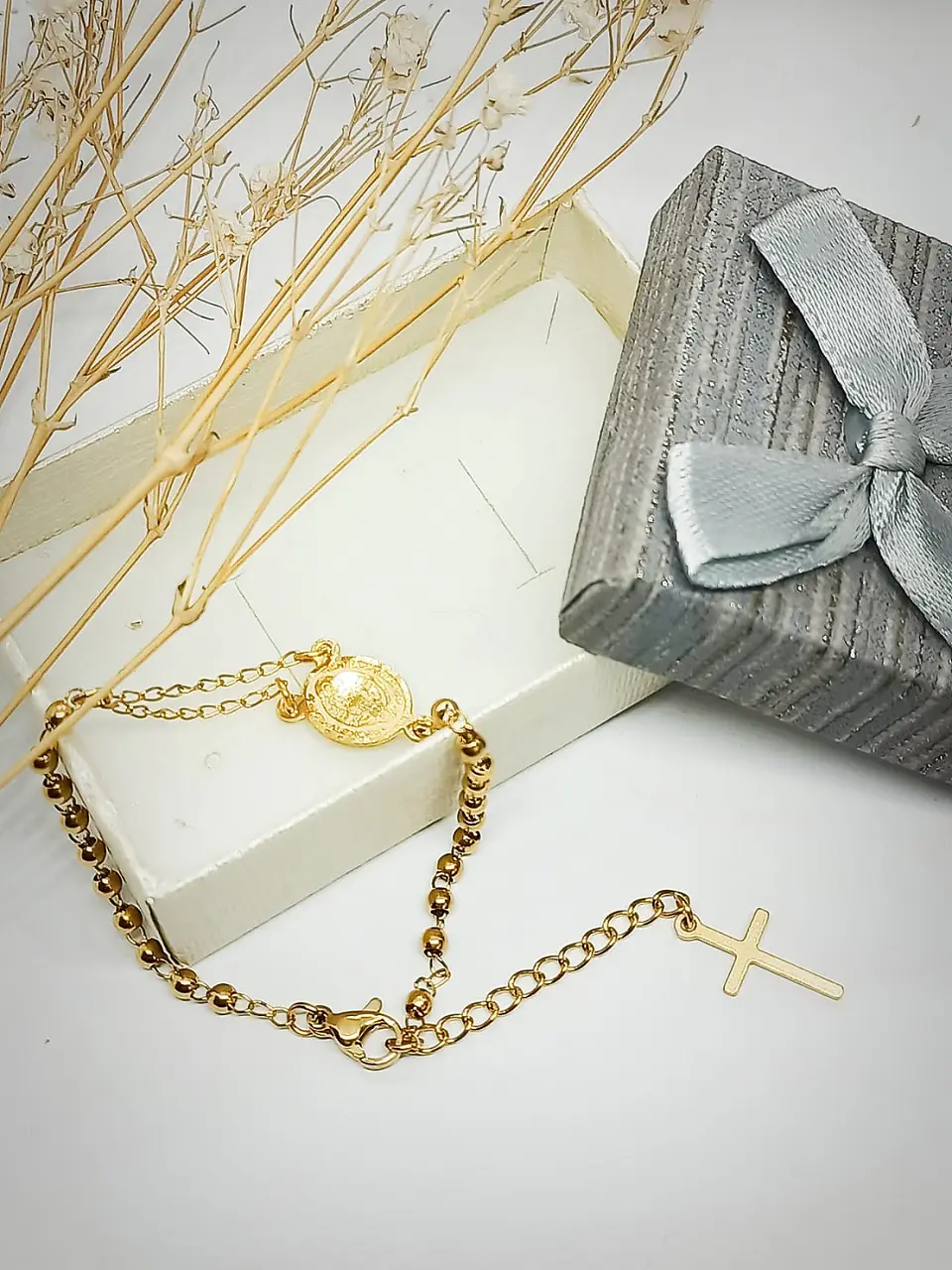 Pulsera Ajustable Rosario Camandula San Benito Chapado Oro 5