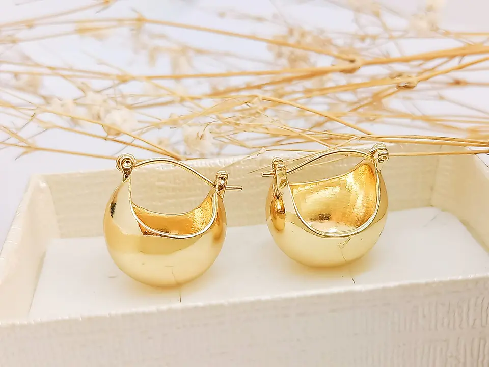 Argollas bote Huggies Esféricas Minimalista chapadas en oro 18k 6