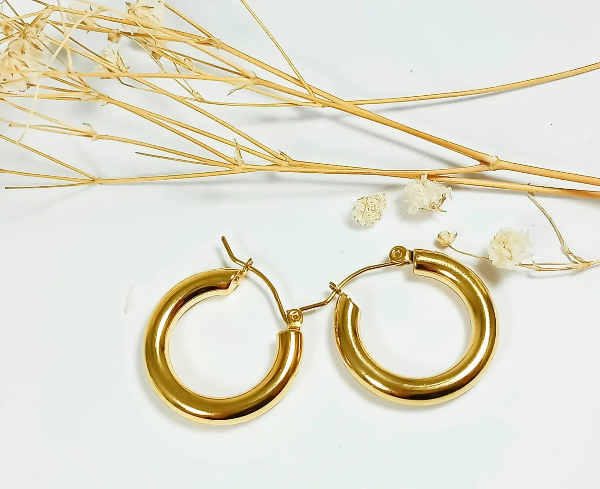 Argollas Aros Hoop Minimalista Clásicas Chapada En Oro 18kl 5