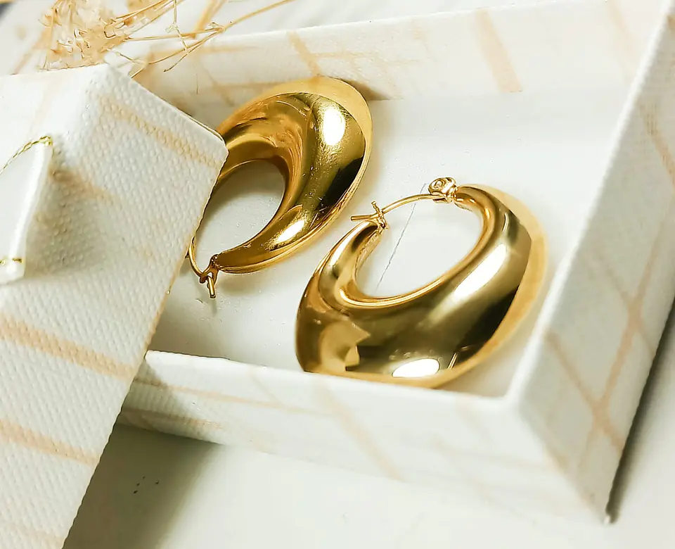 Aros Bote Chunky Minimalista Inflada Chapado En Oro  9