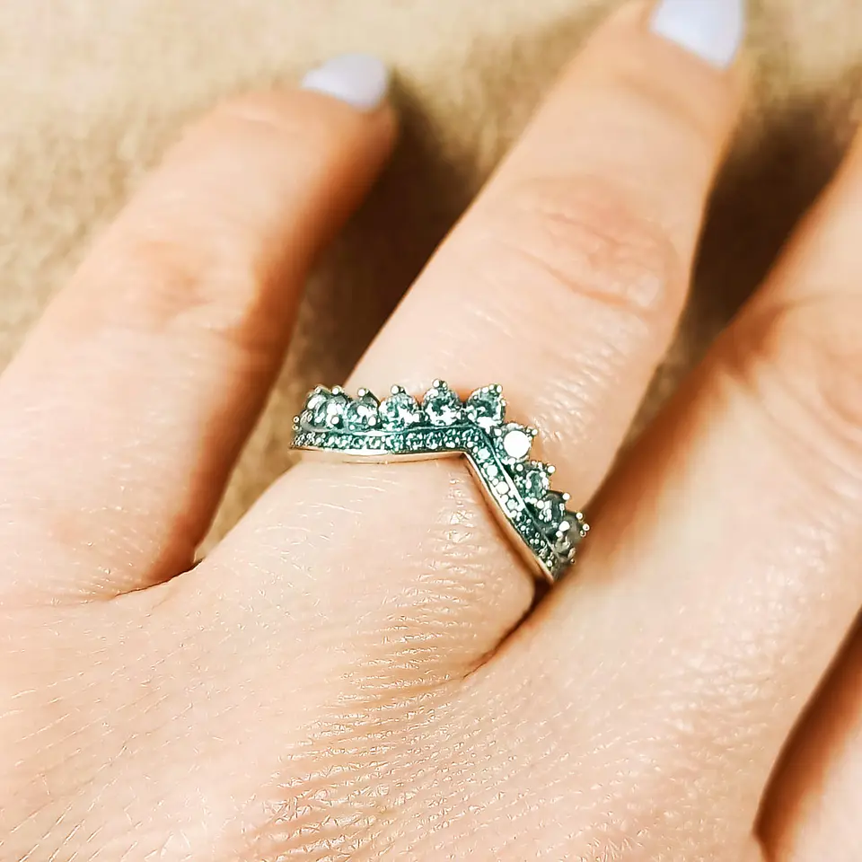 Anillo forma corona decorado con circonios Plata fina ley S925 Compromiso Apilable 8