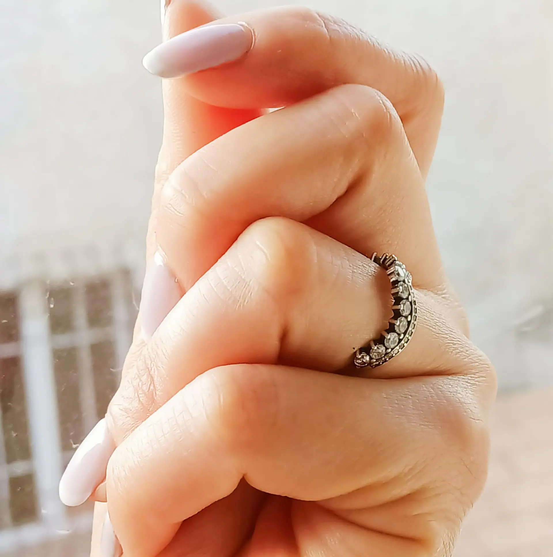 Anillo forma corona decorado con circonios Plata fina ley S925 Compromiso Apilable 9