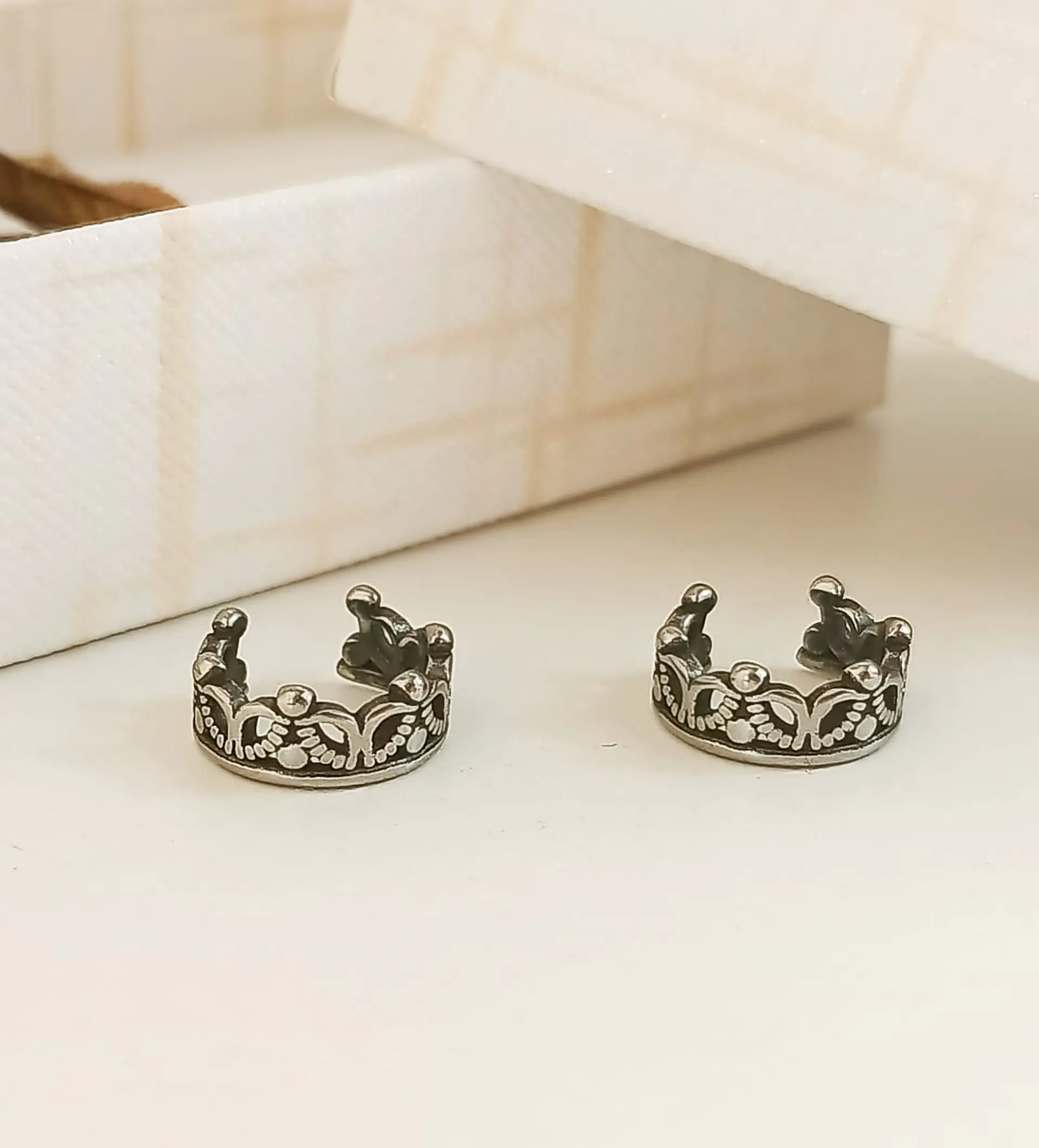 Aro Piercing Oreja Corona Earcuff Sin Perforacion Punk Moda 3