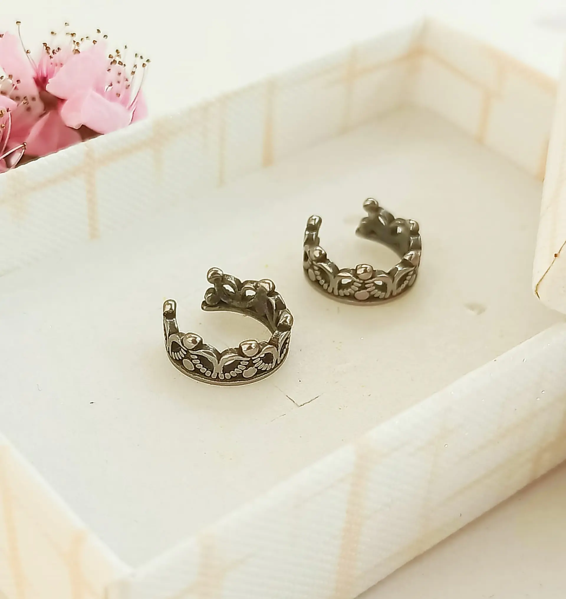 Aro Piercing Oreja Corona Earcuff Sin Perforacion Punk Moda 5