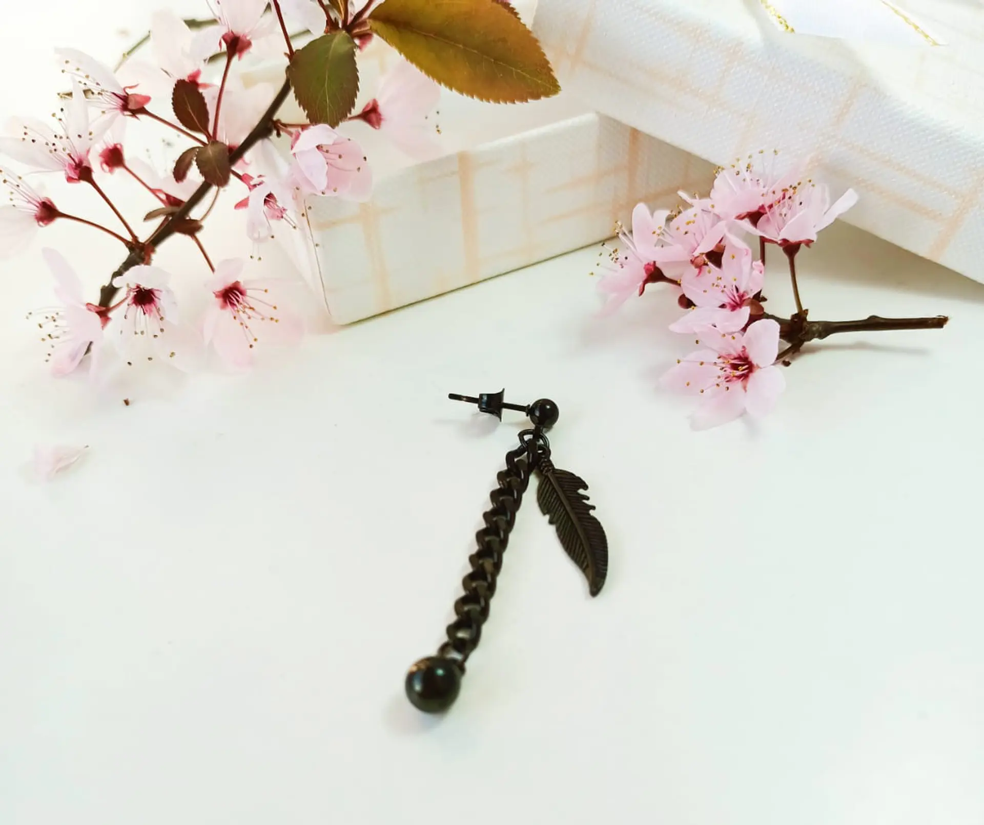 Pendiente Largo Kpop Pluma Eslabón Moda Cosplay Punk Unidad Negro 4