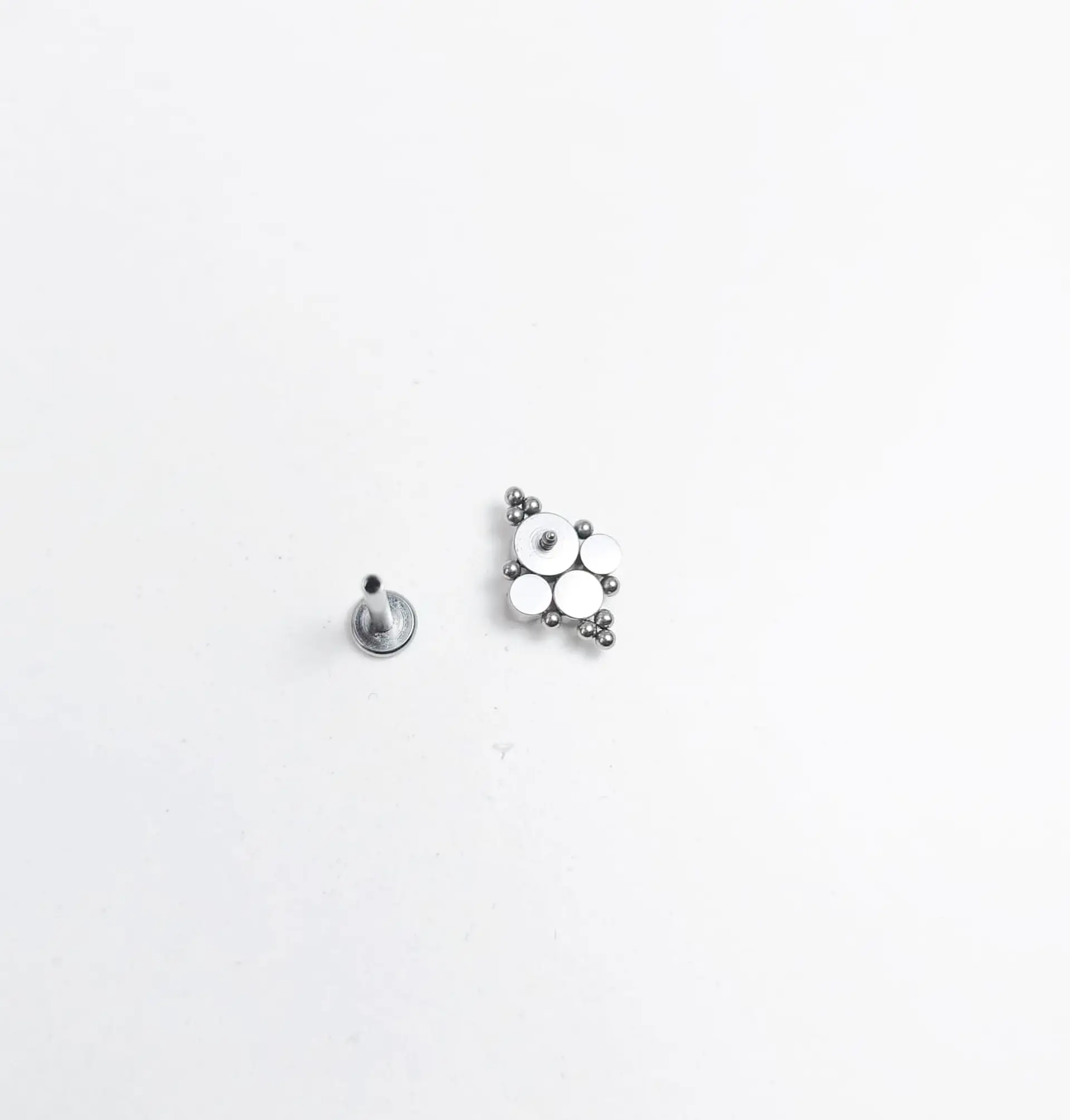Piercing Oreja Tragus Conch Labret Modelo Stella Hipoalergenico Unidad 6