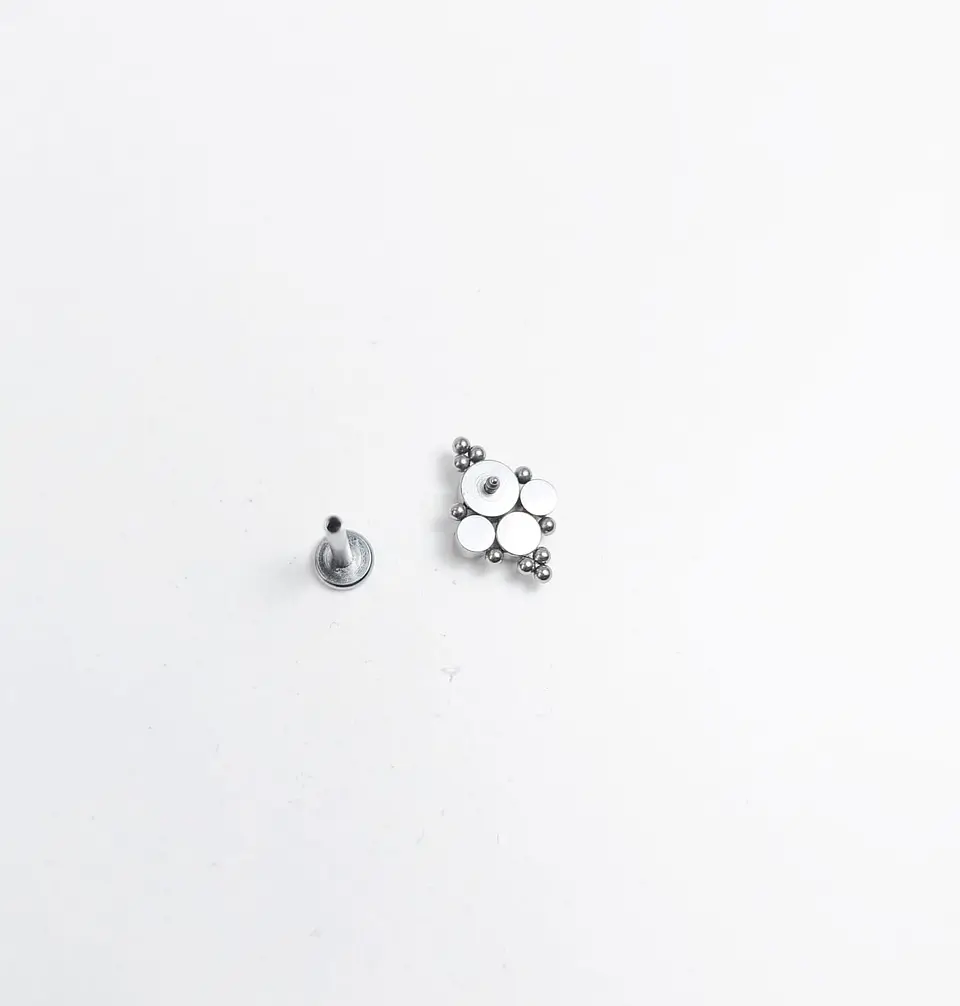 Piercing Oreja Tragus Conch Labret Modelo Stella Hipoalergenico Unidad 6