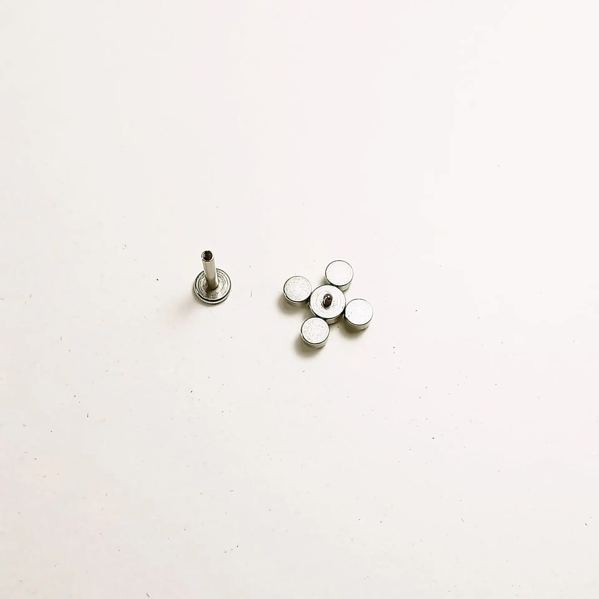 Piercing Punto Luz Tragus Conch Labret Modelo Drone Hipoalergénico Unidad 7