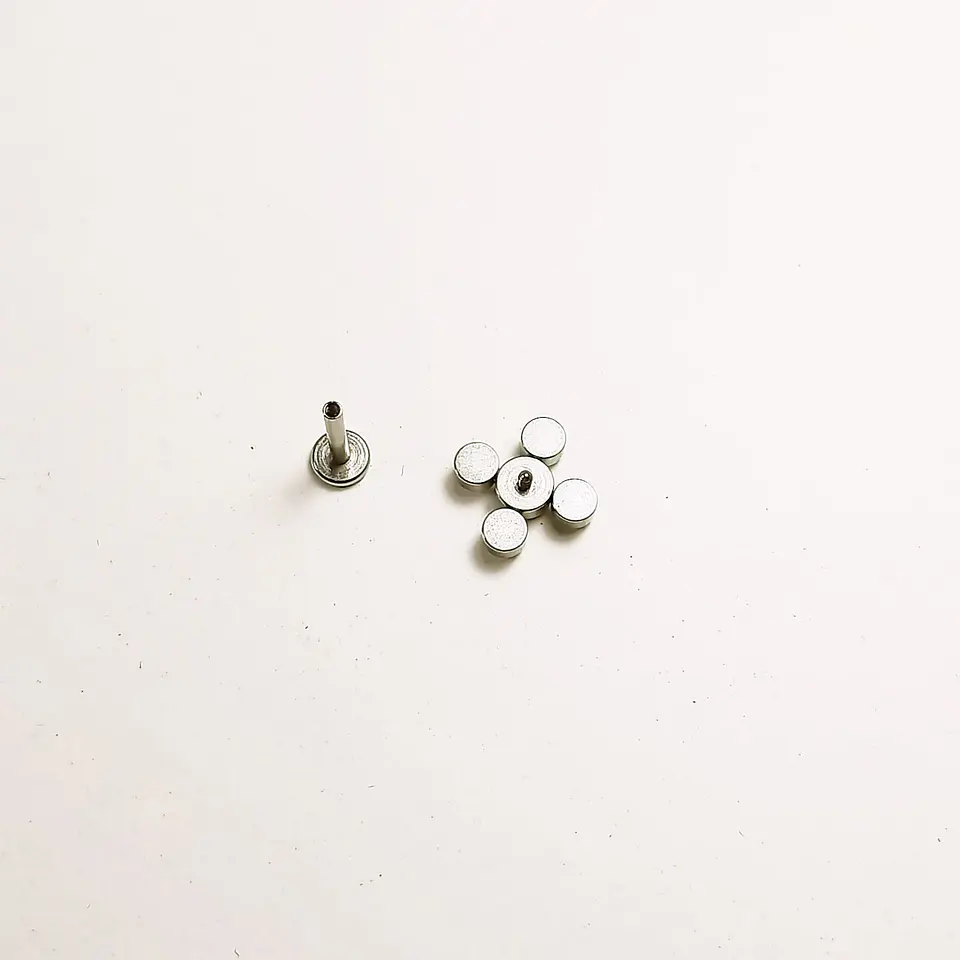 Piercing Punto Luz Tragus Conch Labret Modelo Drone Hipoalergénico Unidad 7